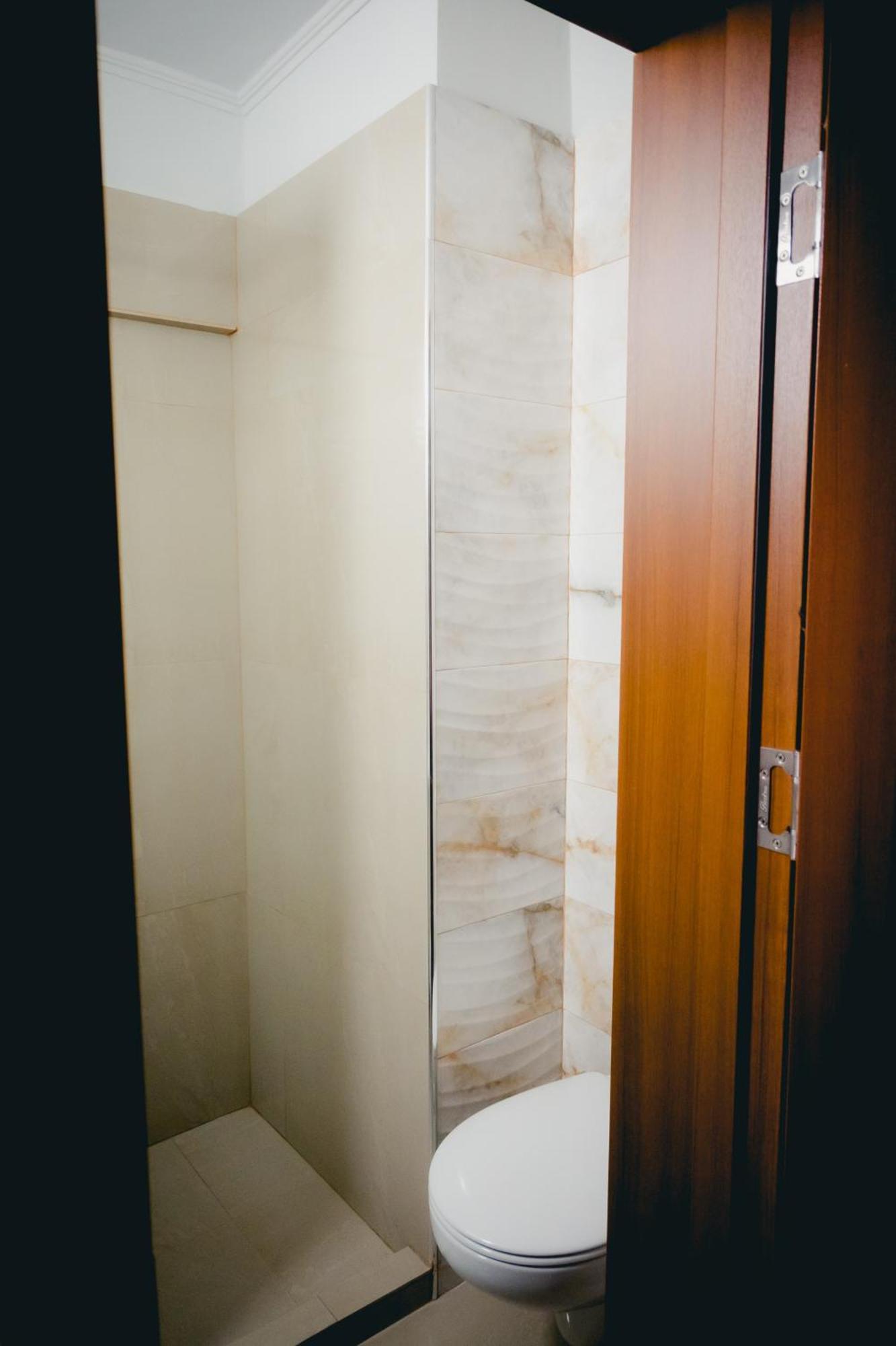 Hotel Valahia Targoviste Zewnętrze zdjęcie